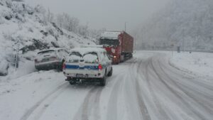 SS63 auto fuoriuscite per neve