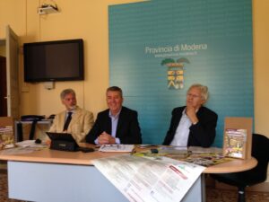 Mario Galli, vicepresidente della Provincia di Modena, Luciano Correggi, presidente Gal e Fausto Giovanelli, presidente Parco nazionale Appennino tosco-emiliano