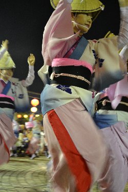 Costume tradizionale durante l'Awa Odori di Tokushima