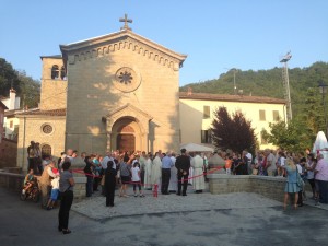 Vetto San Lorenzo inaugurazione sagrato e monumento (foto G. Arlotti) (6)