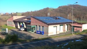 Scuola Casina con tetto fotovoltaico