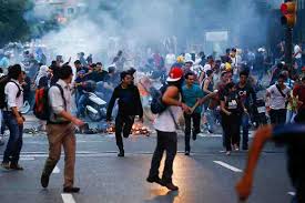 la rabbia degli studenti del Venezuela