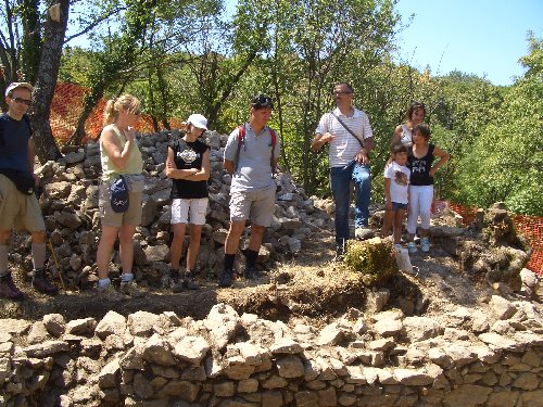 scavi-archeo-bismatova-30-29-7-2012