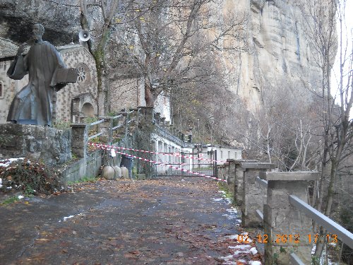 frana-pietra-bismantova-1-2-12-2012